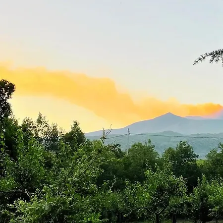 Panoramic With Jacuzzi - Relaxing Oasis On Etna Villa *